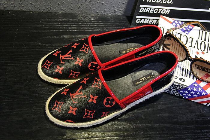 LV Loafers Women--004